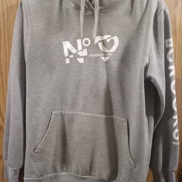 Sweater - Picture 1 of 1